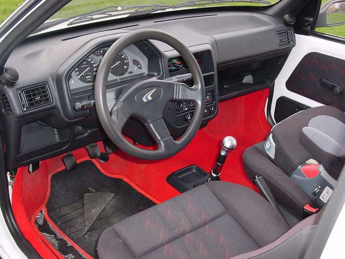 106 Rallye 1.3 (40)